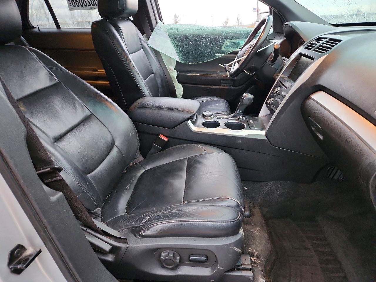 2011 Ford Explorer Xlt - Image 7