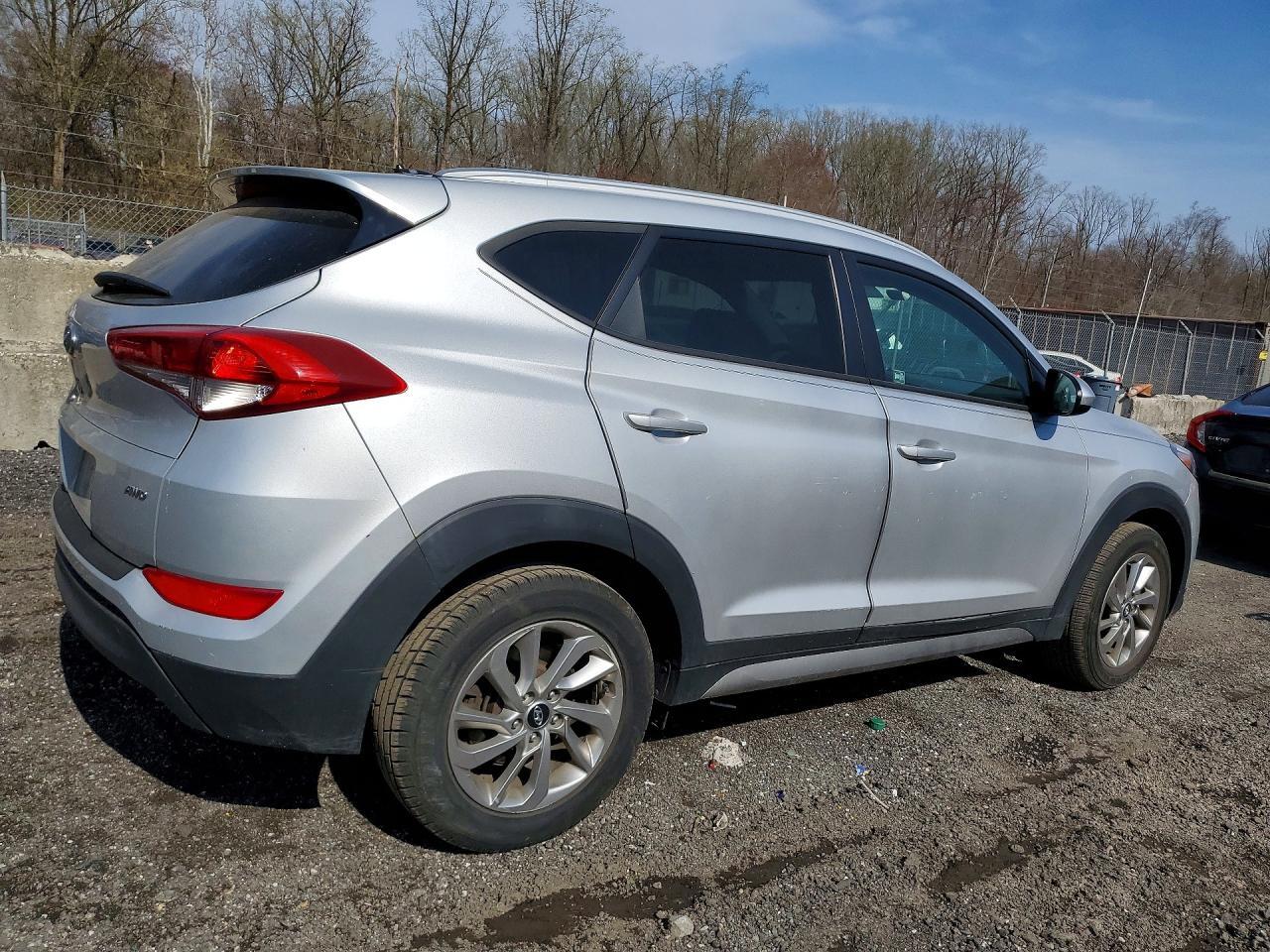 2017 Hyundai Tucson Se - Image 3
