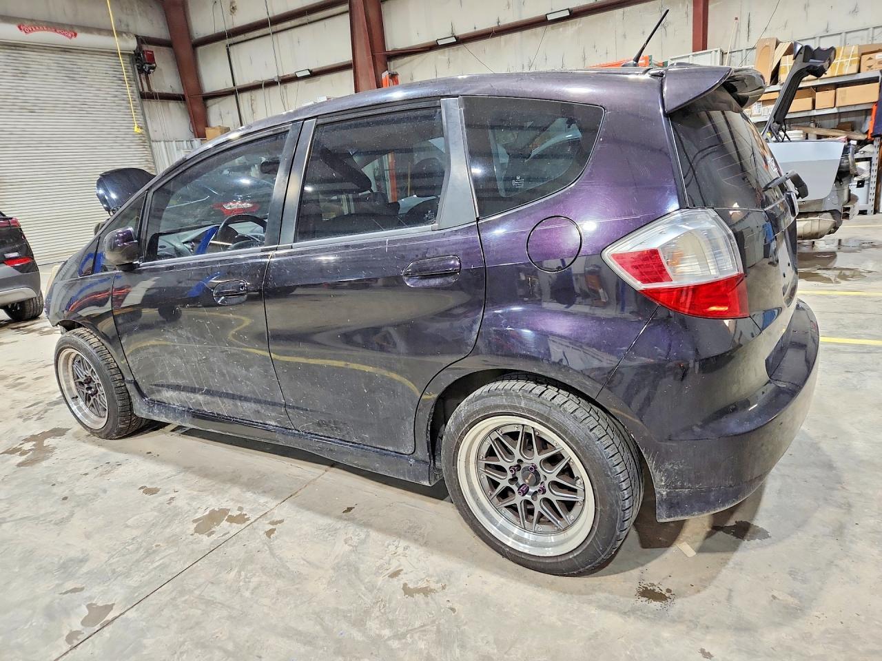 2013 Honda Fit Sport - Фото 2