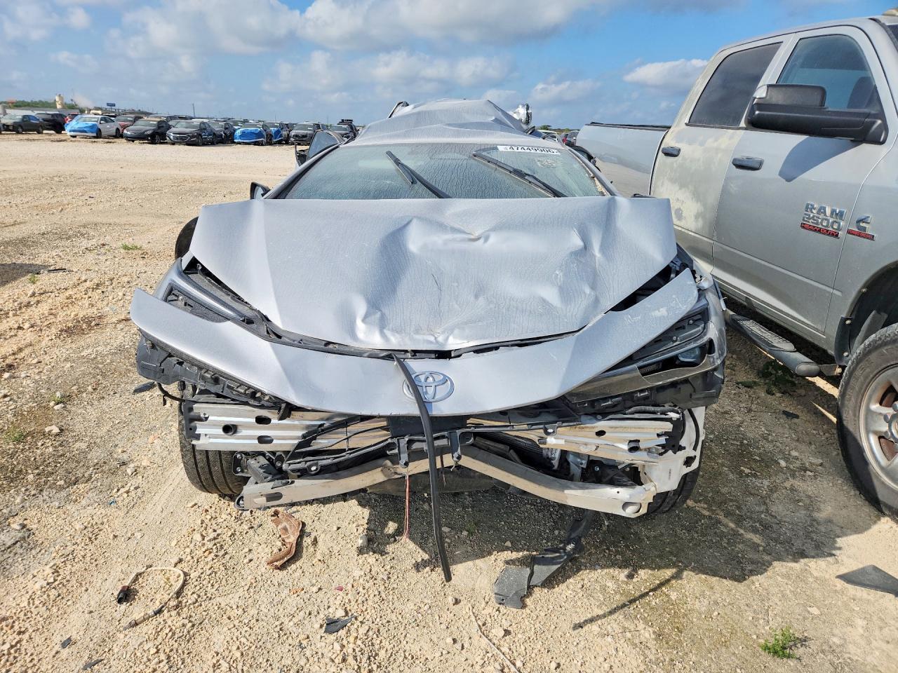 2024 Toyota Prius Xle - Image 5