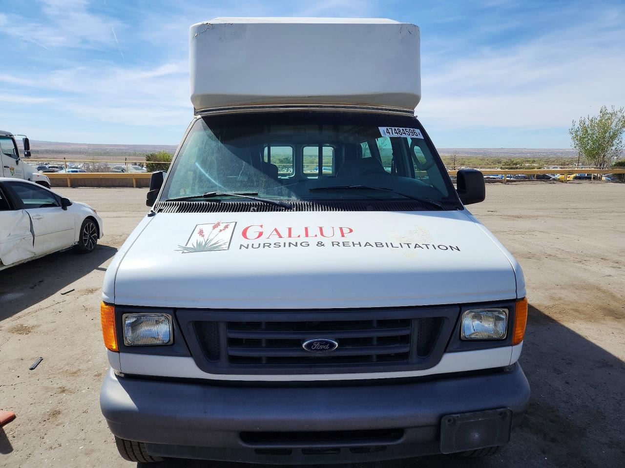 2006 Ford Econoline E350 Super Duty Van - Image 5