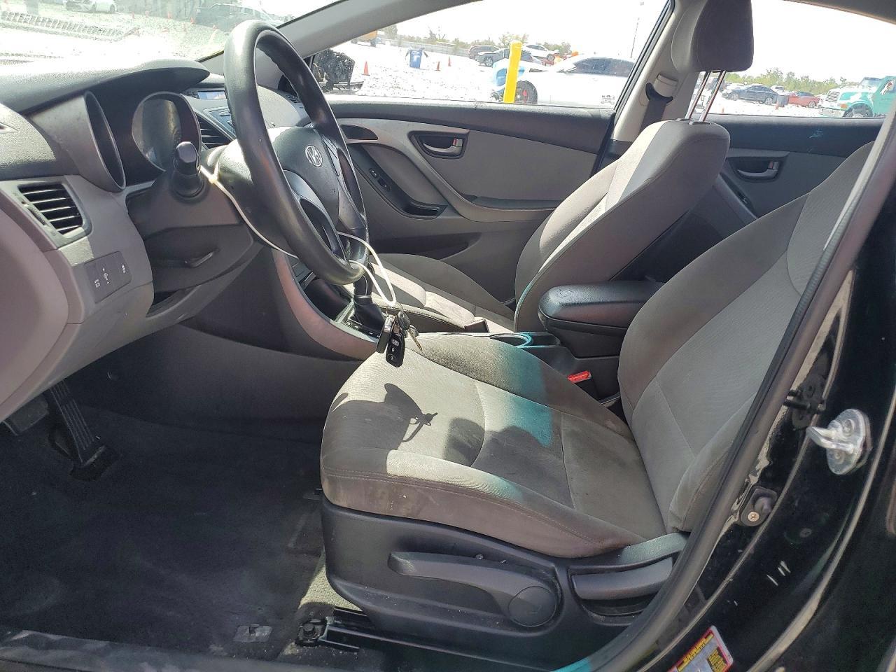2016 Hyundai Elantra Se - Фото 7