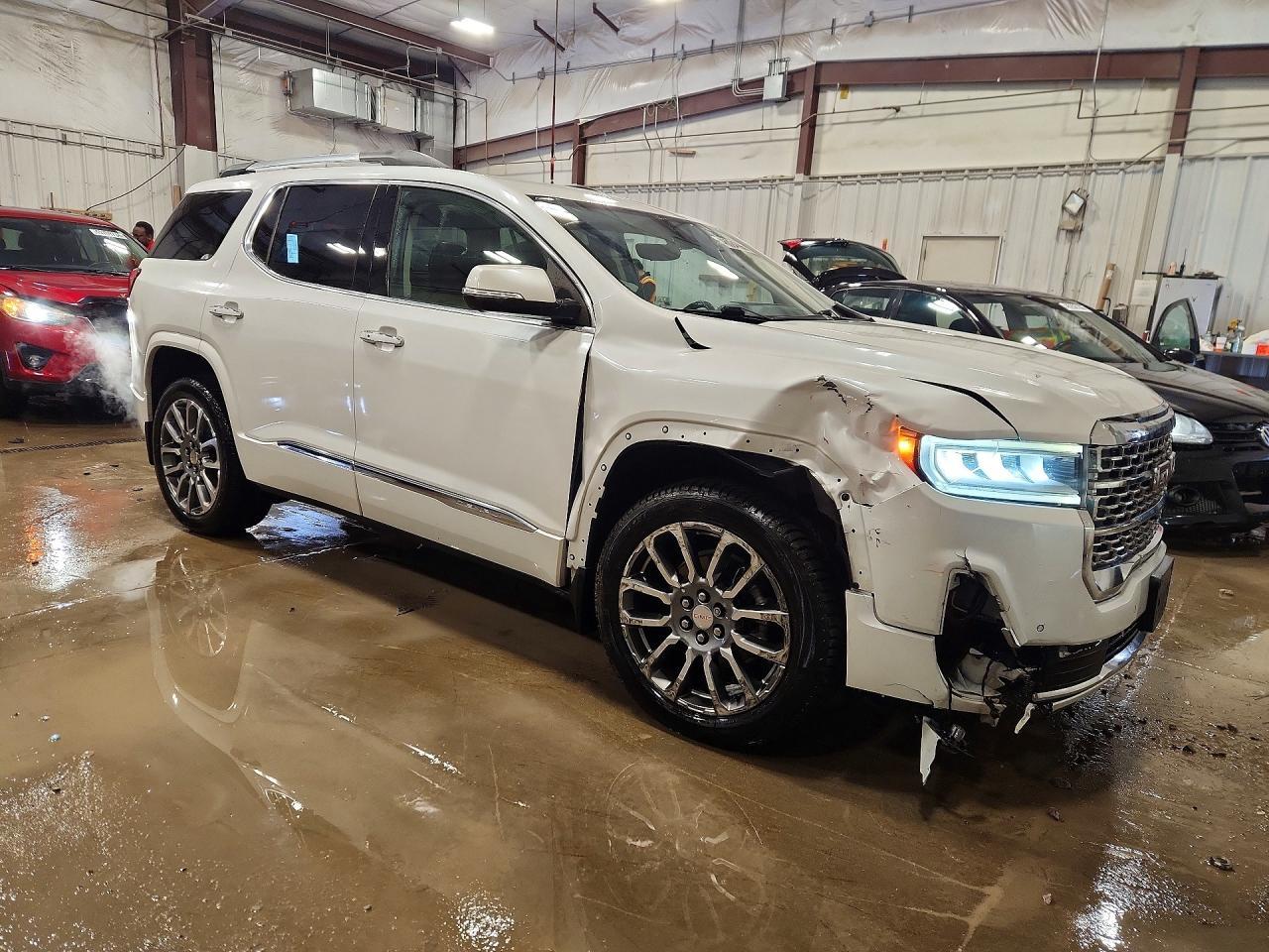2021 GMC Acadia Denali - Фото 4