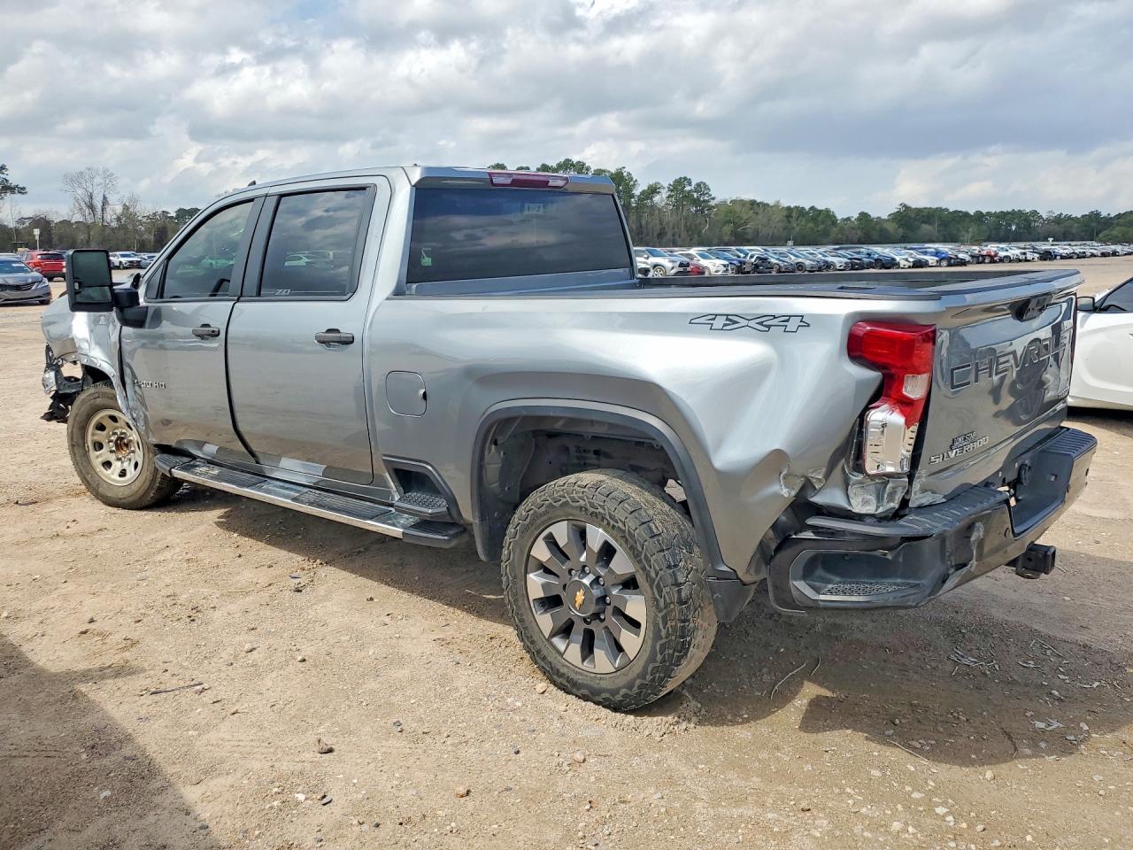 2024 Chevrolet Silverado K2500 Custom - Image 2