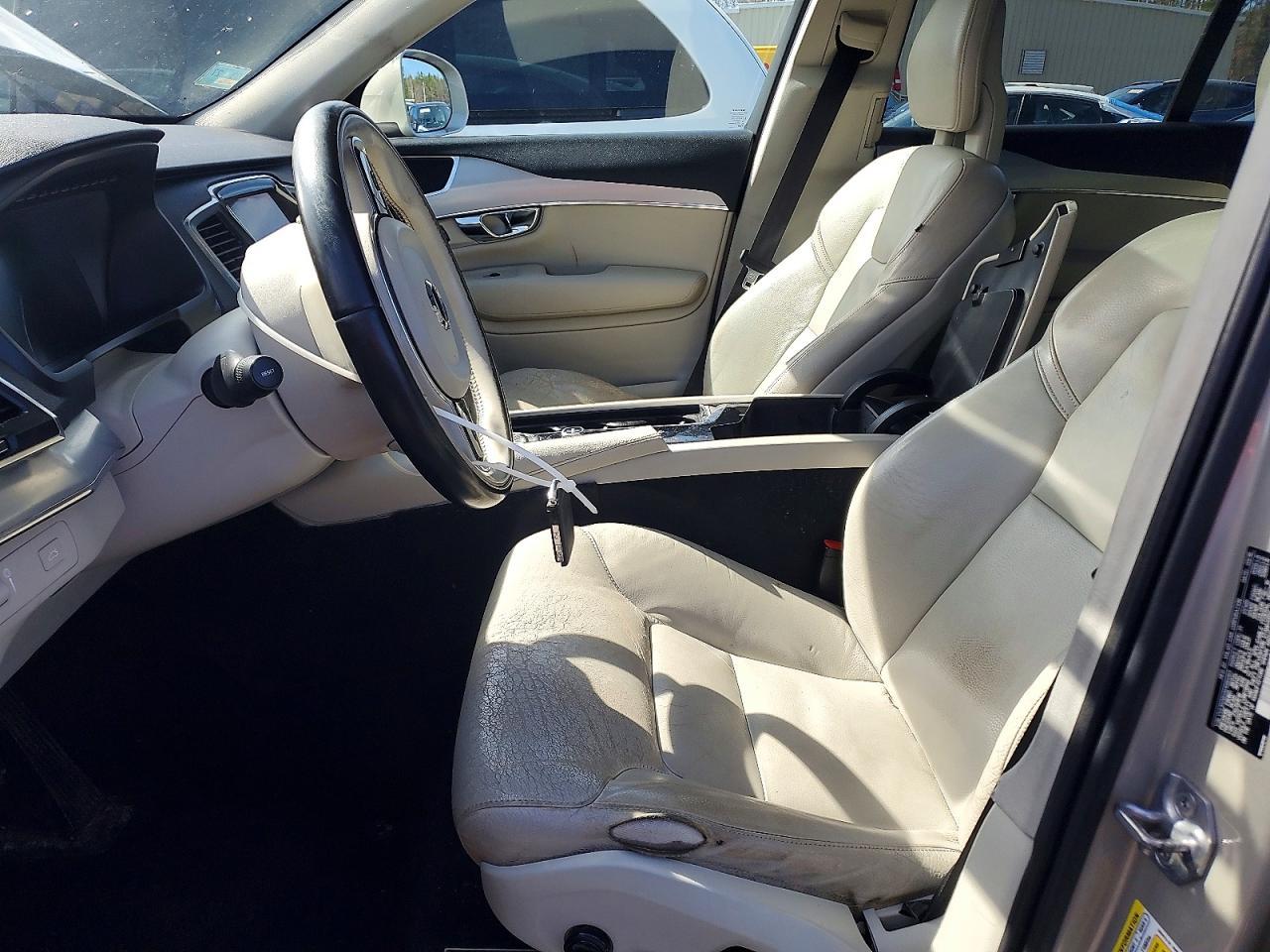 2016 Volvo Xc90 T5 - Image 7