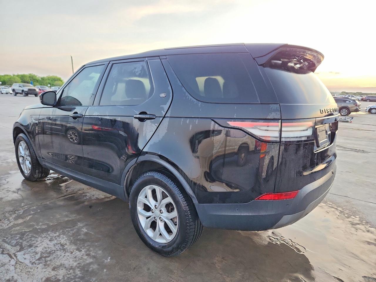 2019 Land Rover Discovery Se - Фото 2