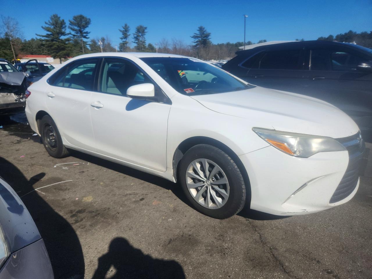 2015 Toyota Camry Le - Фото 4