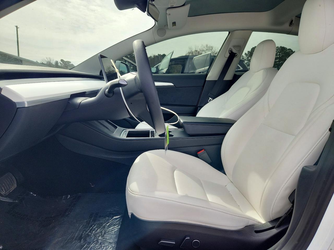 2023 Tesla Model 3 - Фото 7