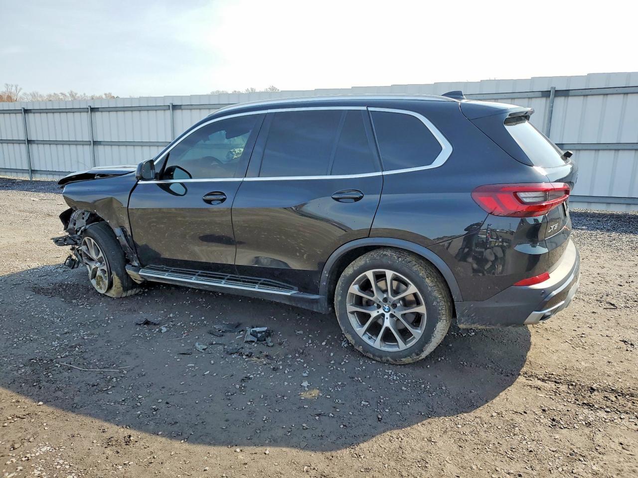 2023 BMW X5 xDrive40I - Фото 2
