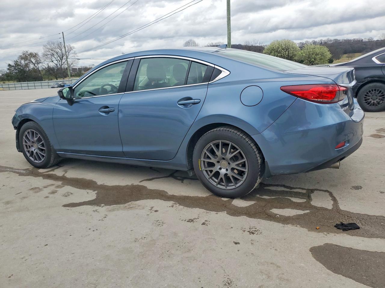 2016 Mazda 6 Touring - Image 2