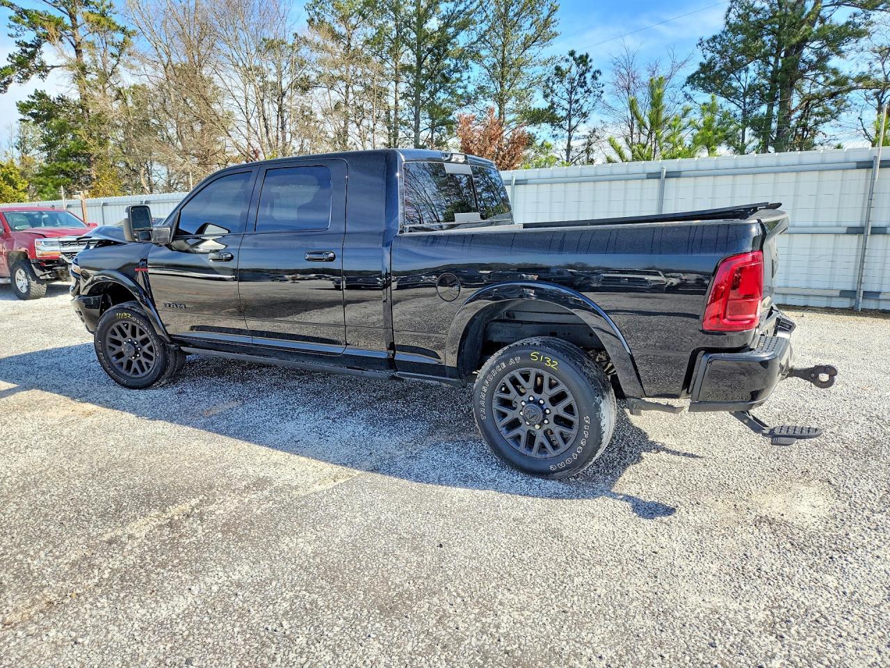 2025 Ram 2500 Limited - Фото 2