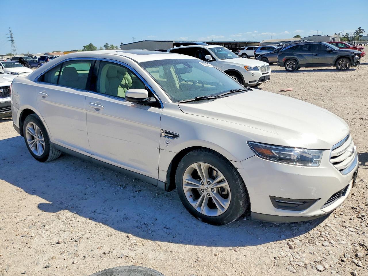2015 Ford Taurus Sel - Image 4
