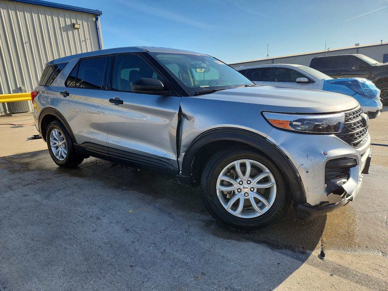 2020 Ford Explorer - Image 4