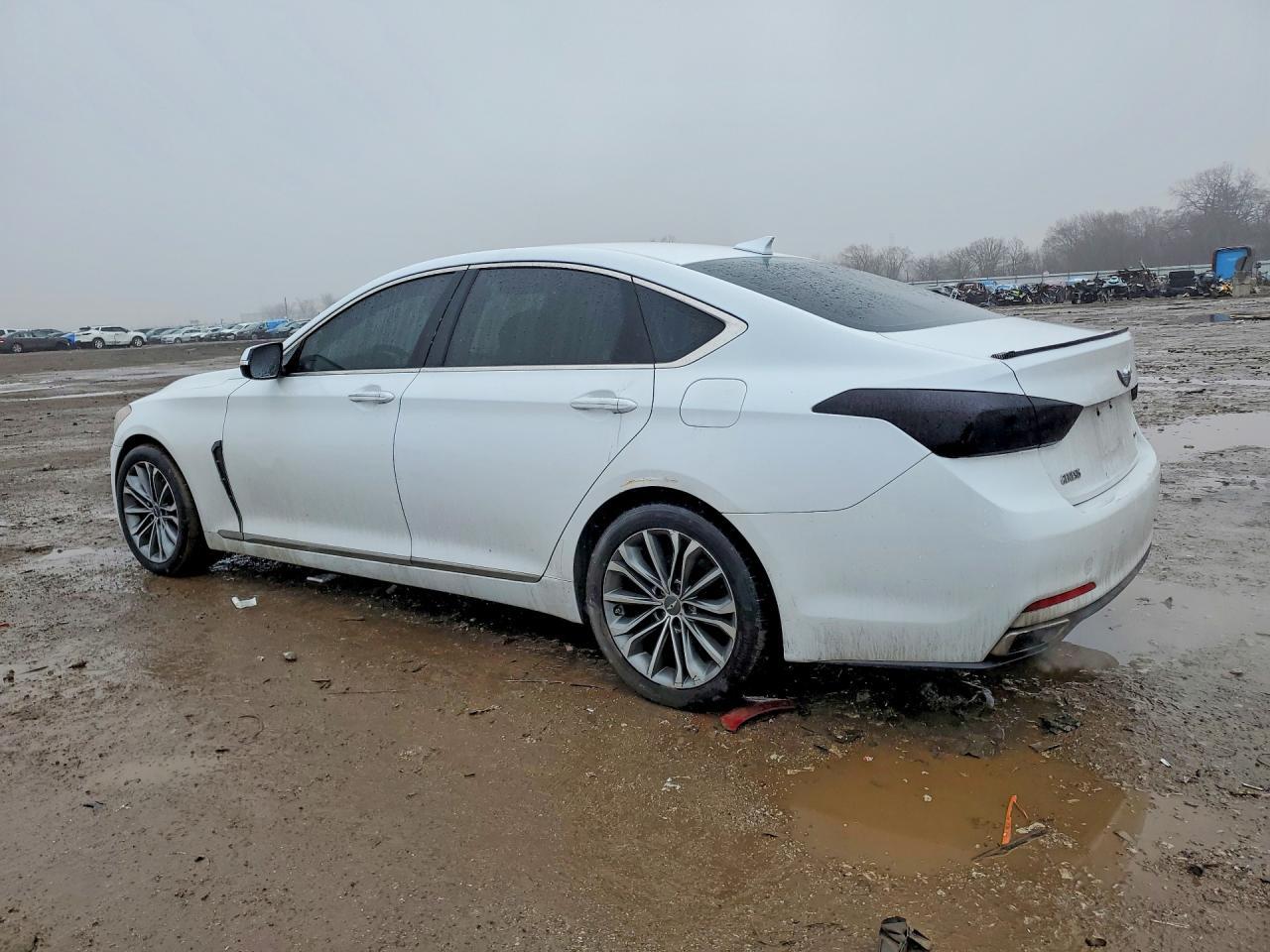 2015 Hyundai Genesis 3.8L - Image 2
