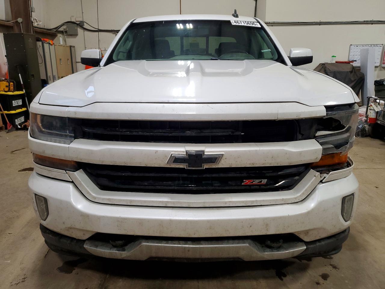 2017 Chevrolet Silverado K1500 Lt - Image 5