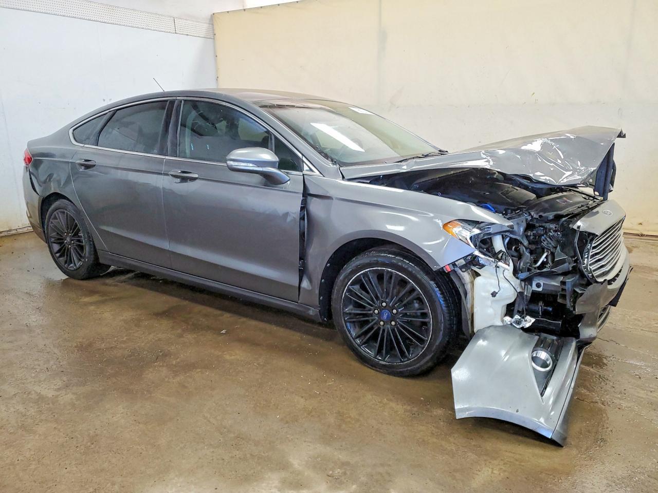 2013 Ford Fusion Se - Фото 4