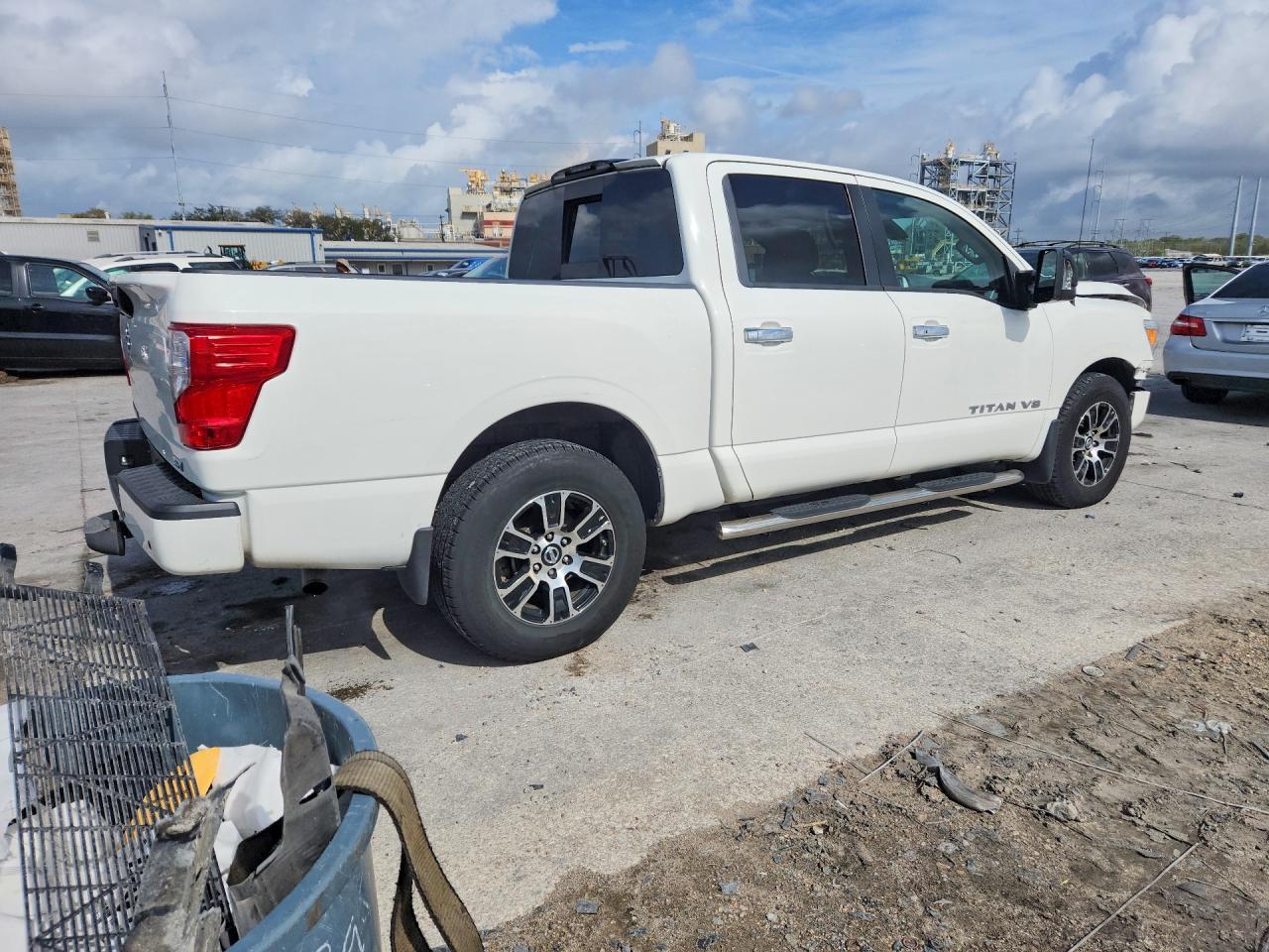 2020 Nissan Titan Sv - Фото 3