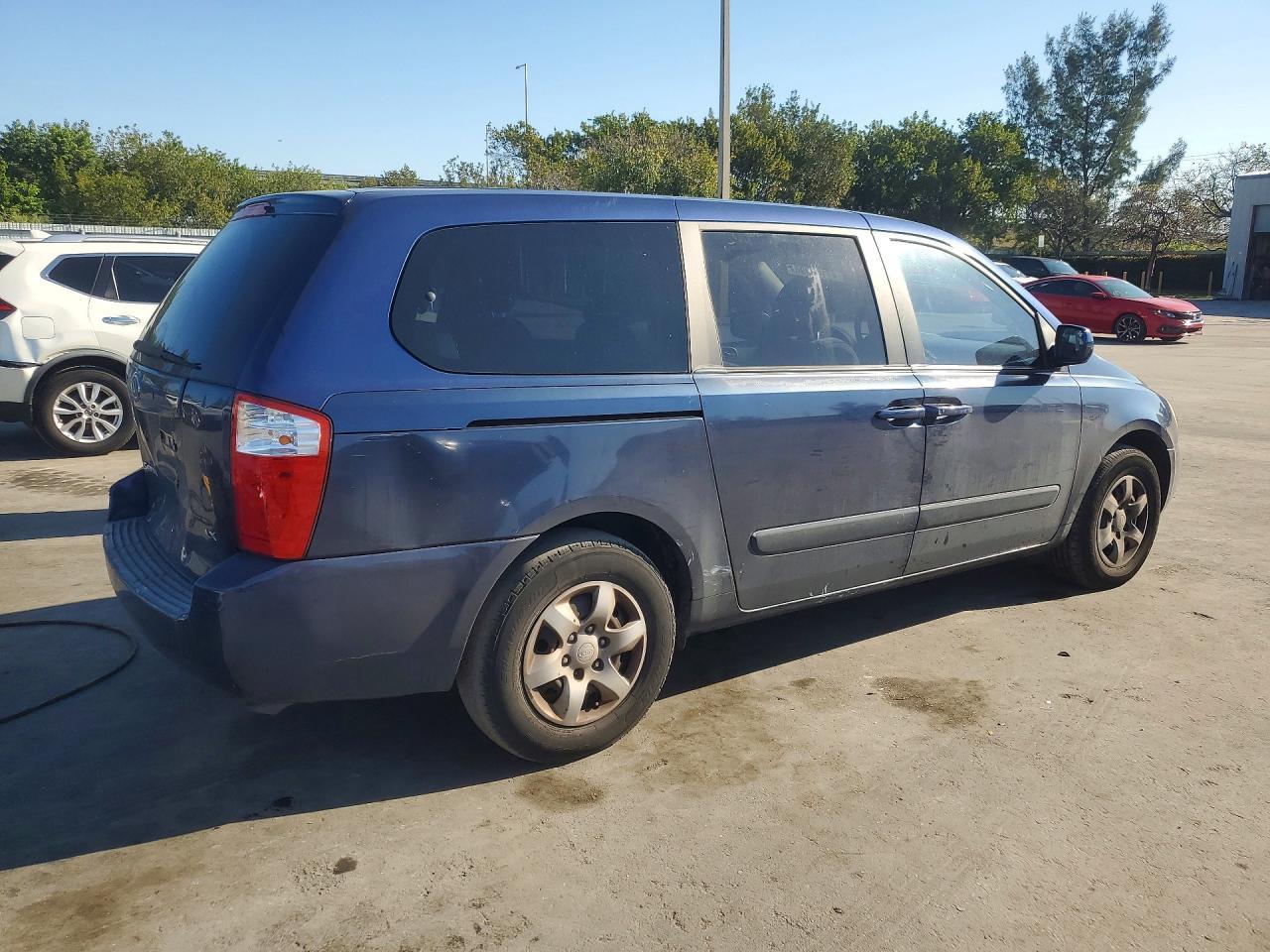 2006 Kia Sedona Lx - Фото 3