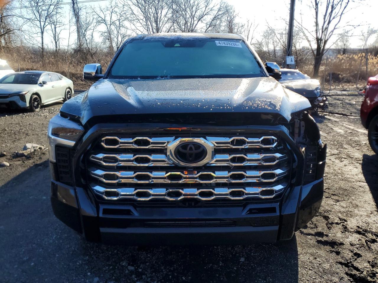 2024 Toyota Tundra 1794 Edition Hv - Image 5
