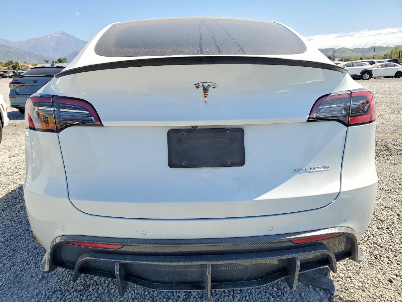 2022 Tesla Model Y - Фото 6