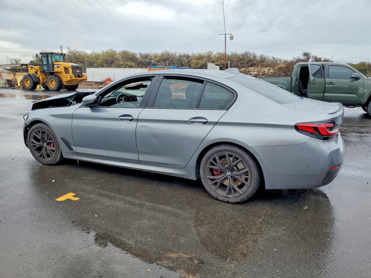 2023 BMW 530 I - Image 2