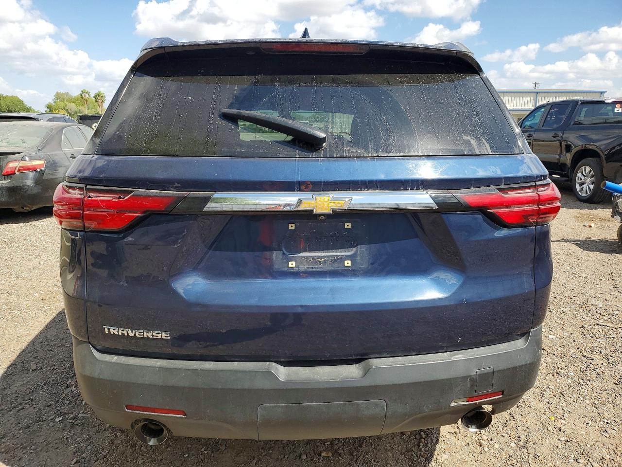 2023 Chevrolet Traverse Ls - Фото 6