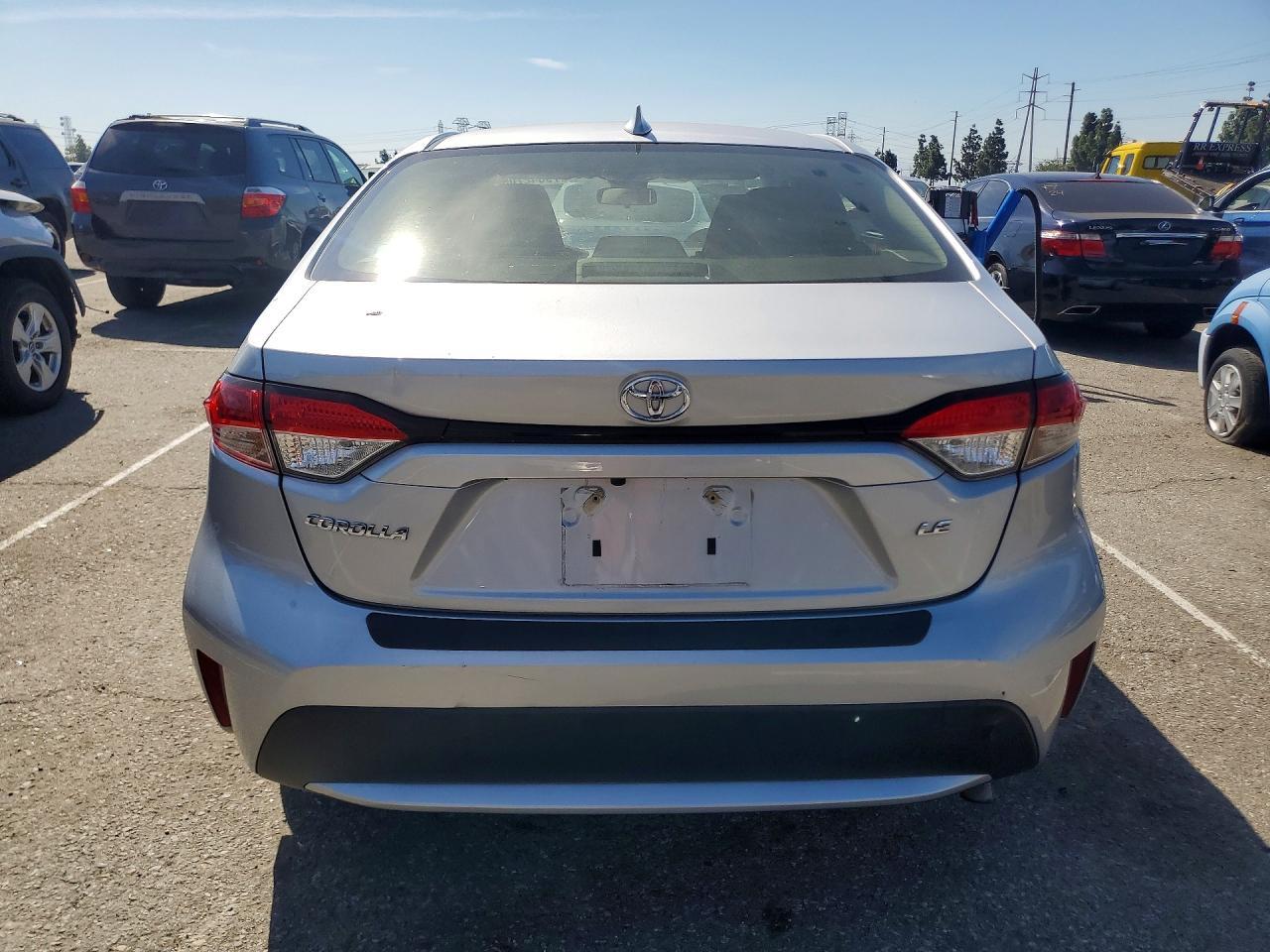 2022 Toyota Corolla Le - Image 6