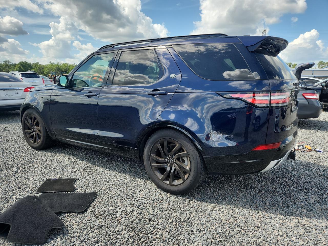 2020 Land Rover Discovery Landmark - Фото 2