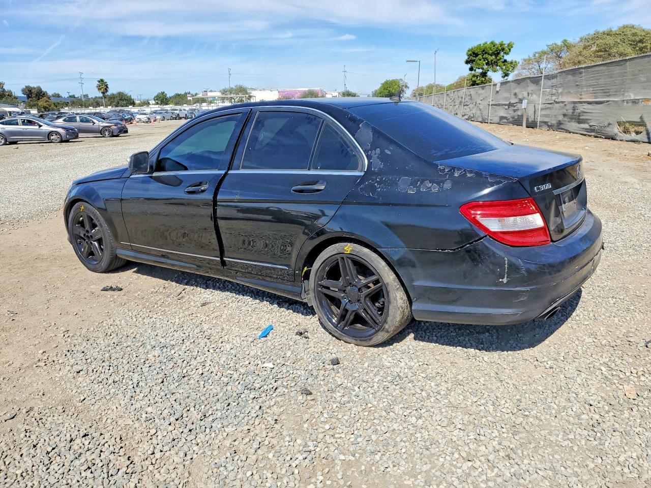 2009 Mercedes-Benz C 300 - Фото 2