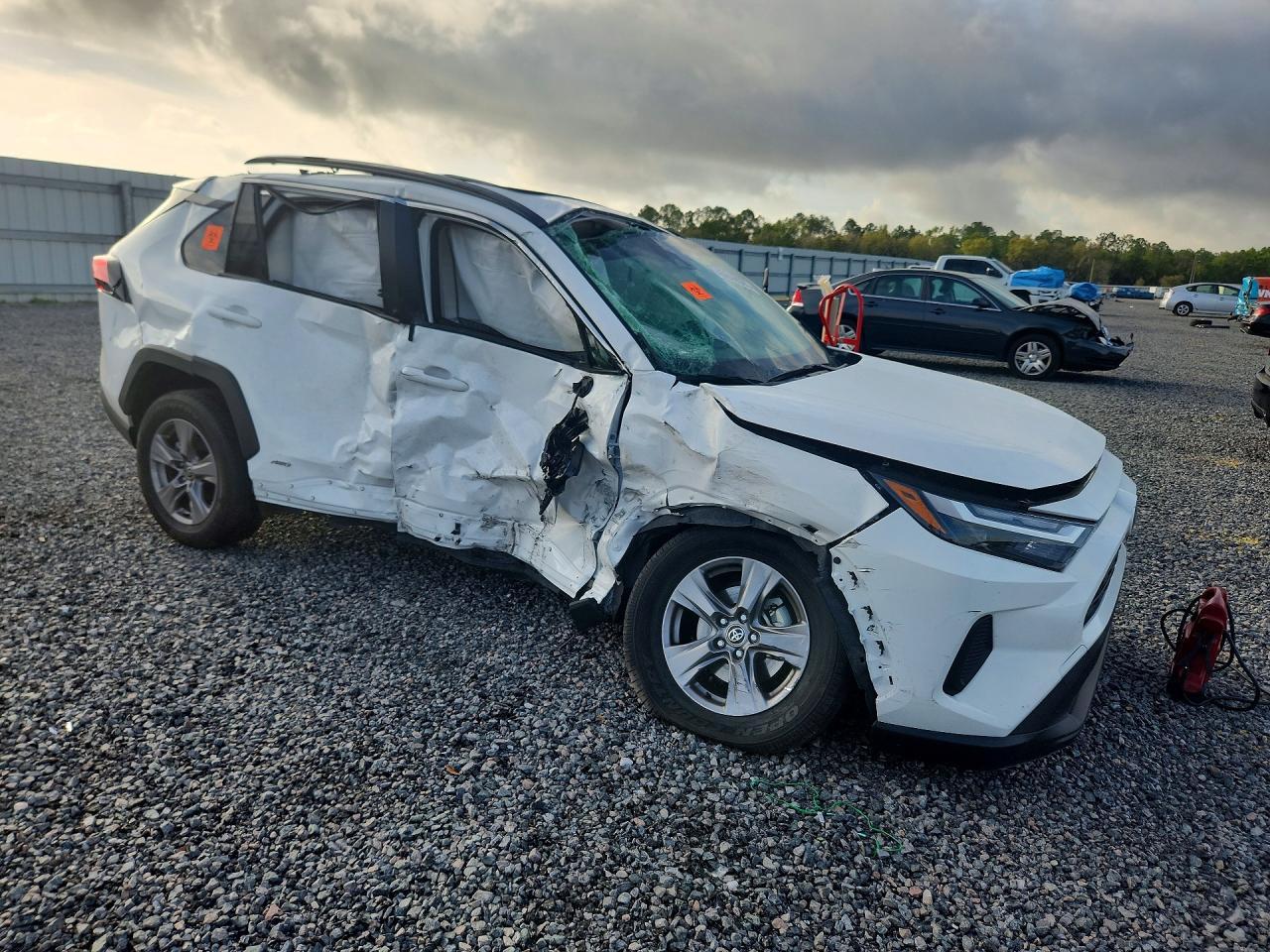 2024 Toyota Rav4 Hybrid Xle - Фото 4