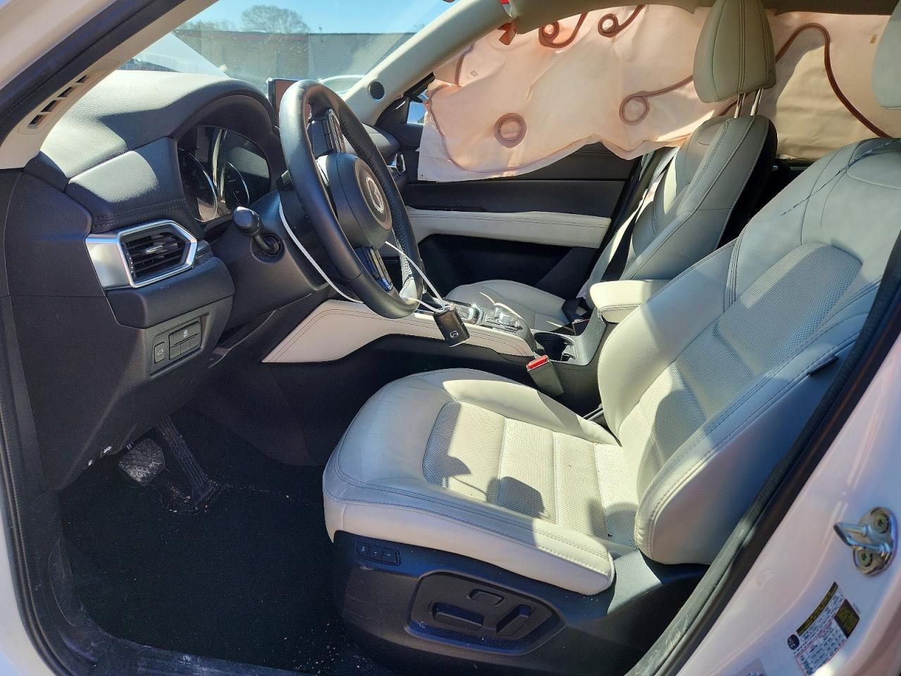 2023 Mazda Cx-5 Premium - Image 7