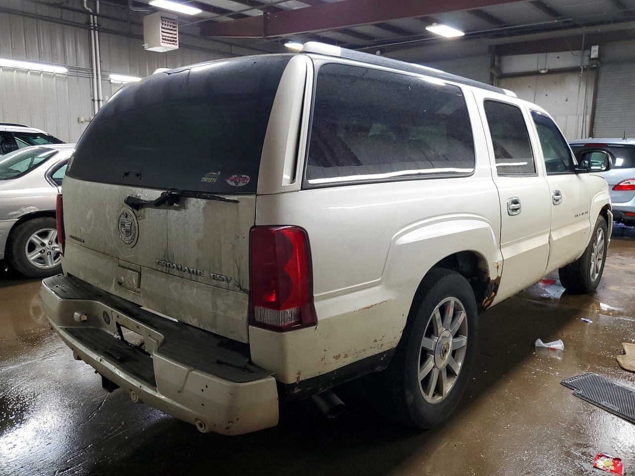 2005 Cadillac Escalade Esv - Фото 3