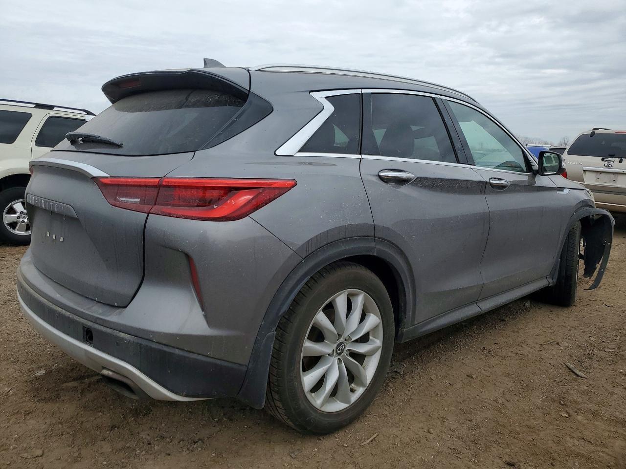 2019 Infiniti Qx50 Essential - Image 3