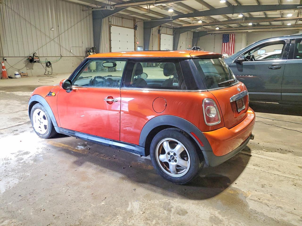 2011 Mini Cooper - Фото 2