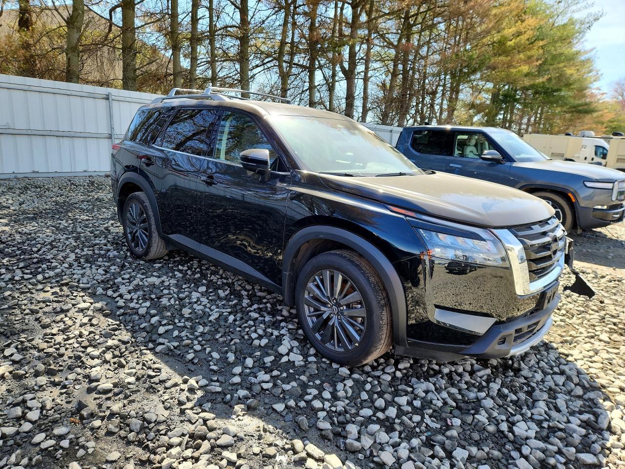 2025 Nissan Pathfinder Sl - Фото 4