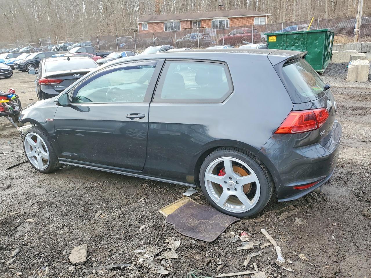 2016 Volkswagen Gti S/Se - Image 2