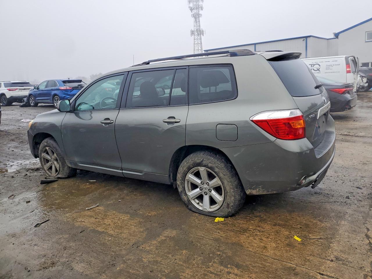 2009 Toyota Highlander Base - Image 2