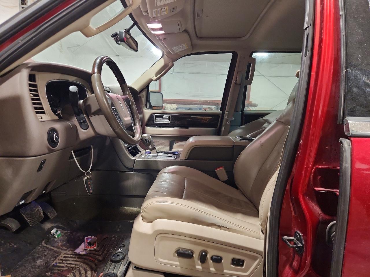 2017 Lincoln Navigator Select - Image 7