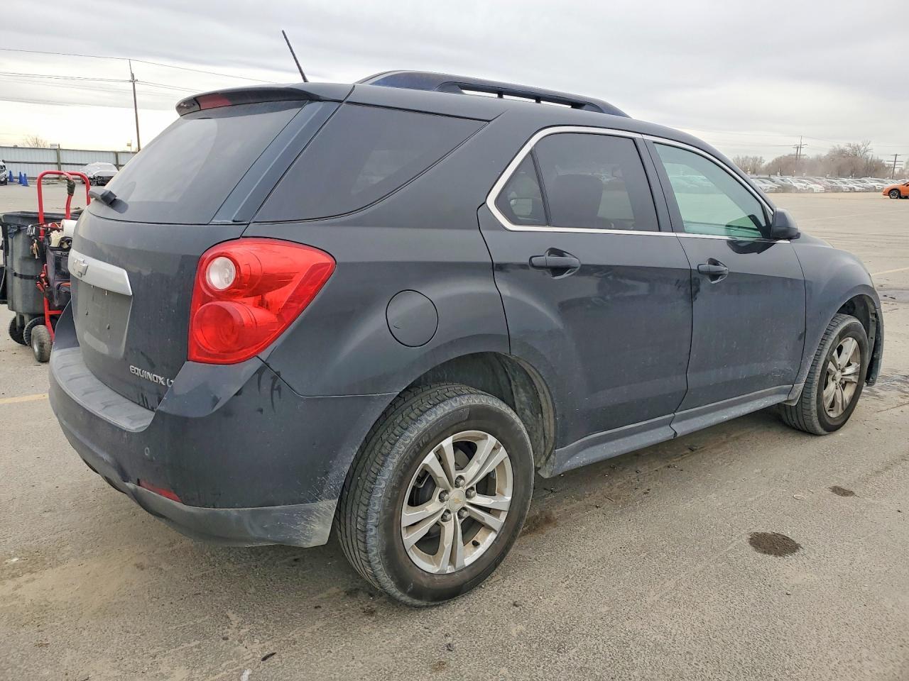 2014 Chev Equinox - Image 3