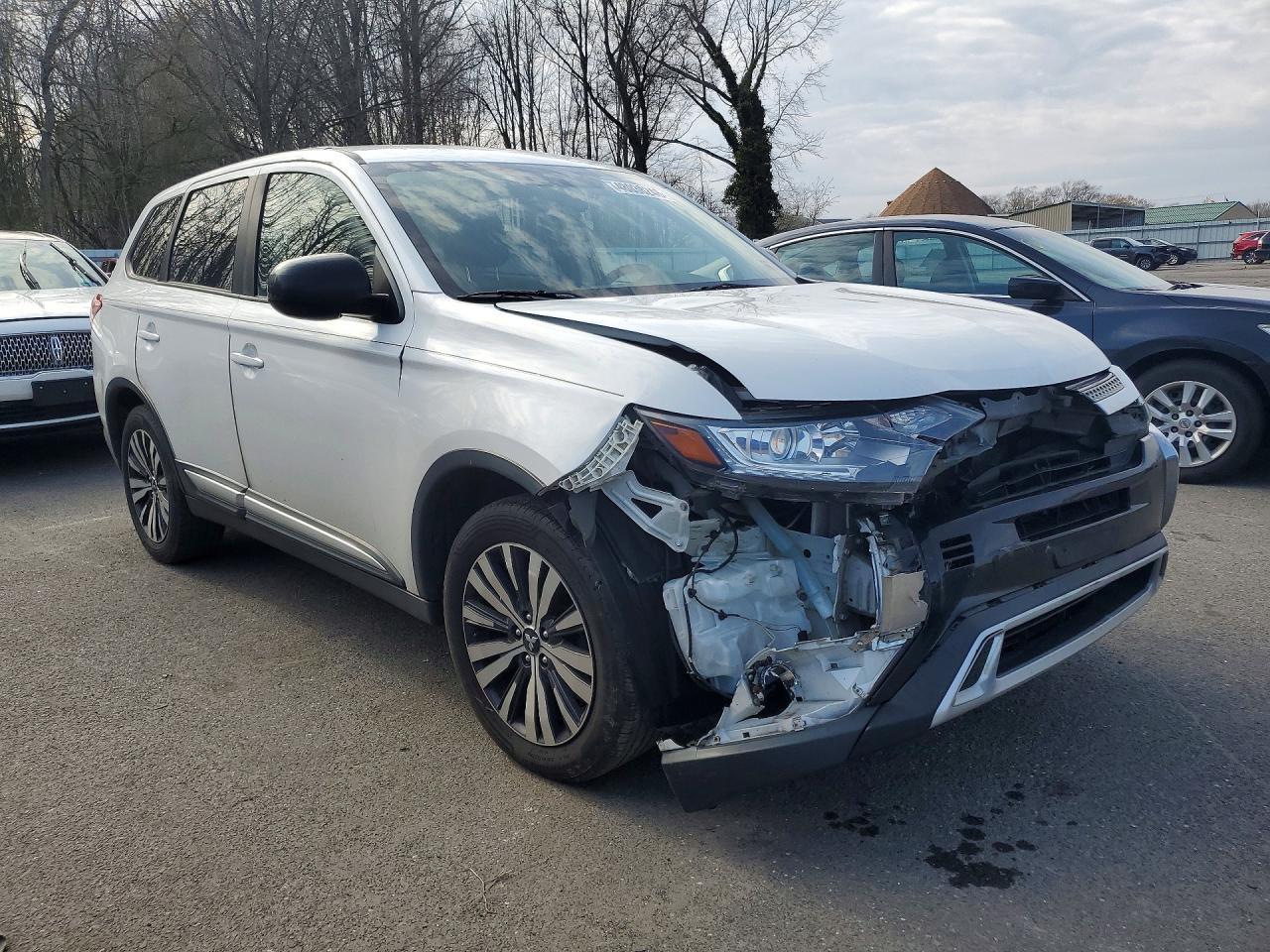 2019 Mitsubishi Outlander Es - Фото 4