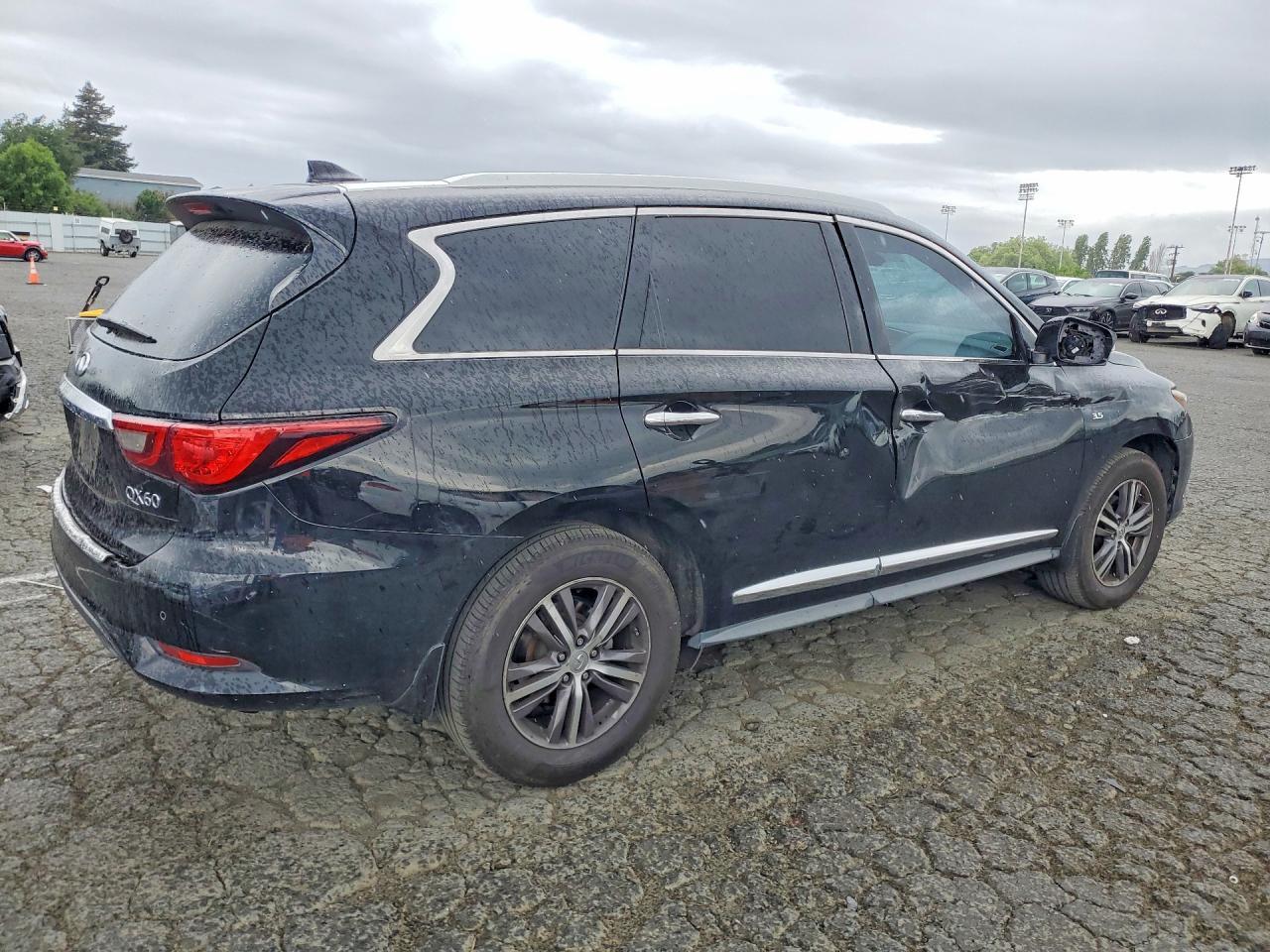 2018 Infiniti Qx60 Base - Фото 3