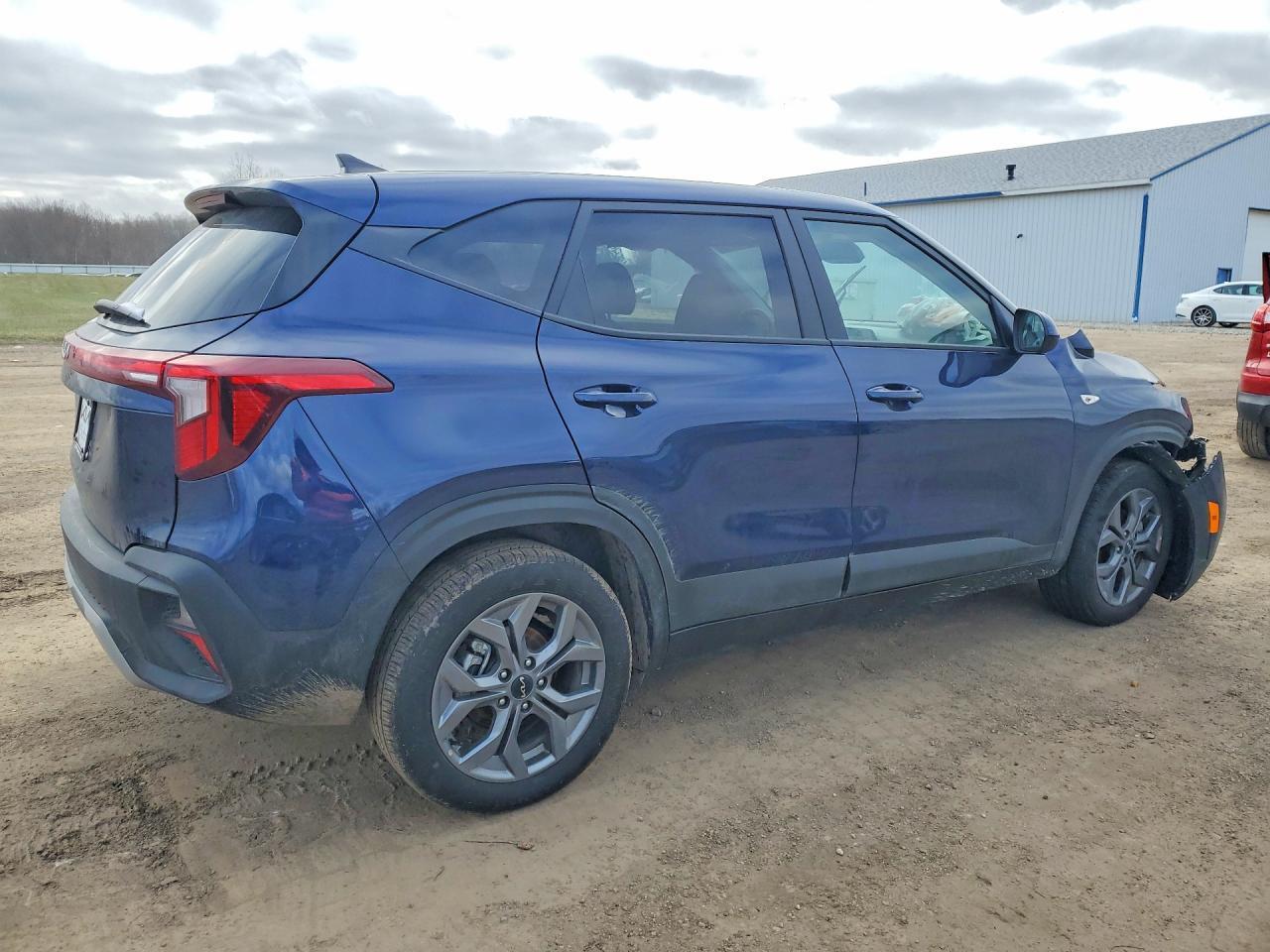 2026 Kia Seltos Lx - Image 3