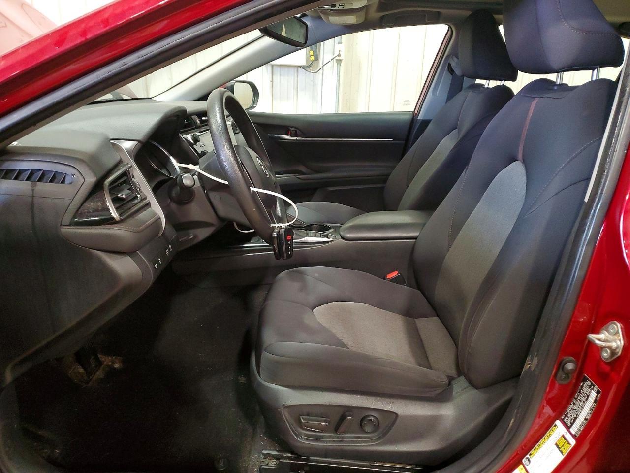 2019 Toyota Camry Hybrid Le - Фото 7