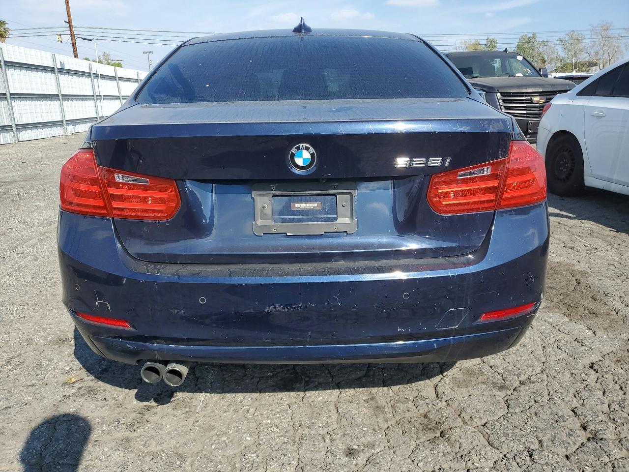 2014 BMW 328 I Sulev - Фото 6