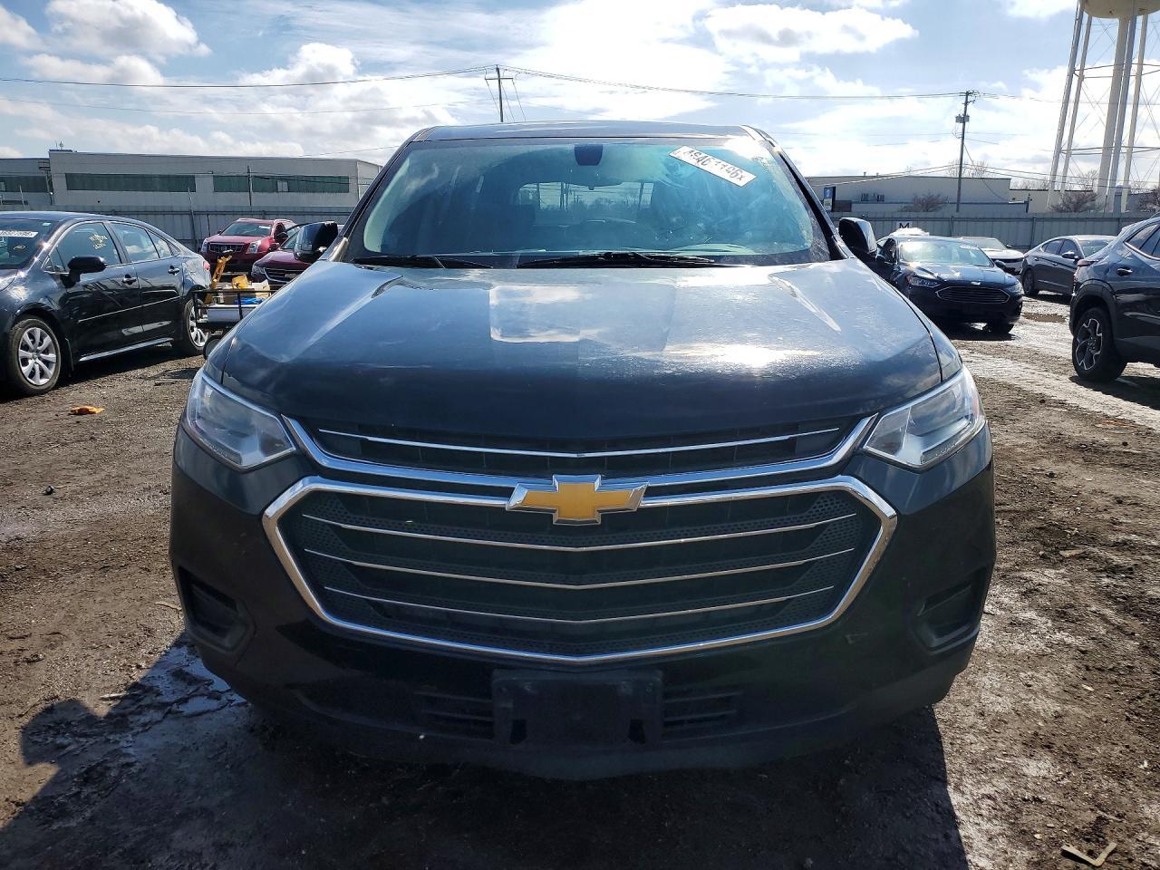 2018 Chevrolet Traverse Ls - Фото 5