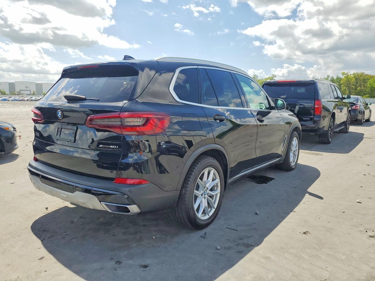 2020 BMW X5 xDrive40I - Фото 3