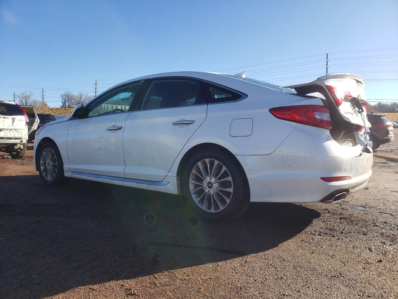 2015 Hyundai Sonata Limited - Image 2