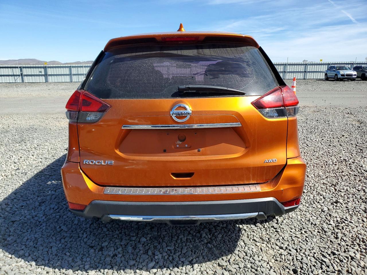 2017 Nissan Rogue S - Фото 6