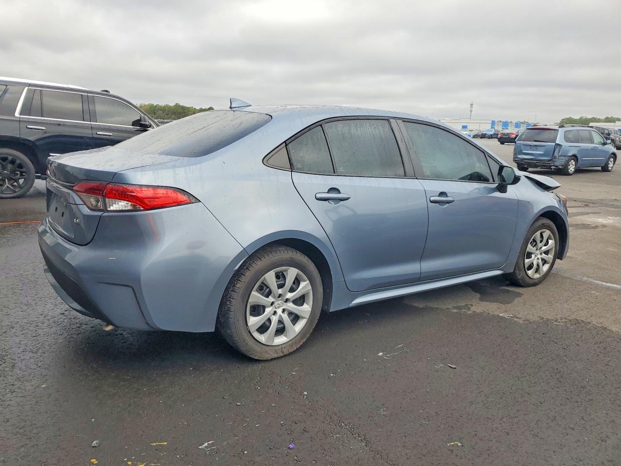 2022 Toyota Corolla Le - Фото 3