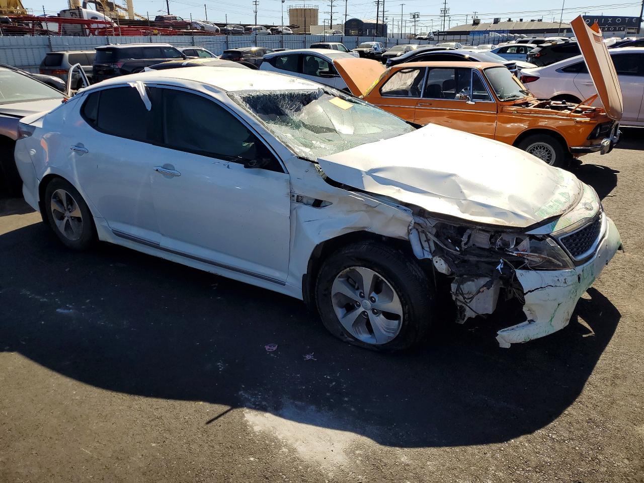 2016 Kia Optima - Фото 4